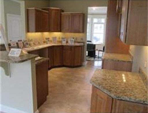 3rd image of 3 Valley View Dr