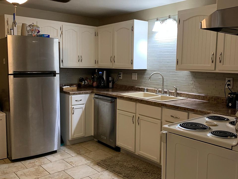 1st image of 726 Schoen St APT A
