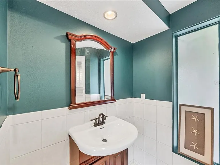 4696 Pompano St — Photo 7