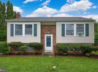 111 Tanglewood Ln, Lancaster, PA 17601
