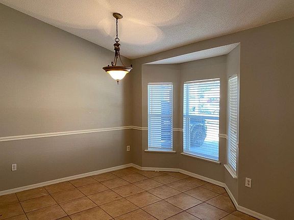 2nd image of 1123 Breezy Knoll St