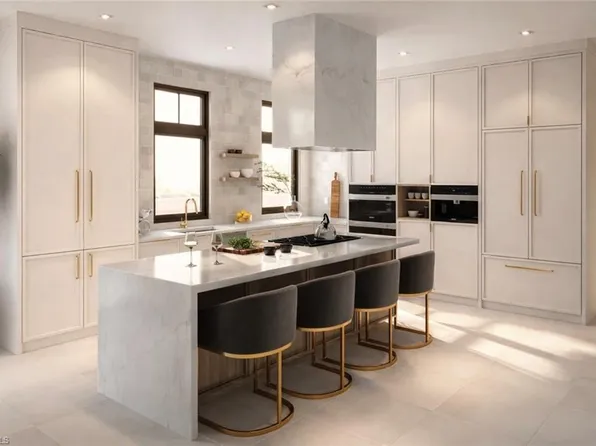 180 9th ST S #203, NAPLES, FL 34102