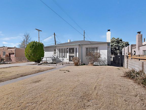 4th image of 509 Princeton Dr SE