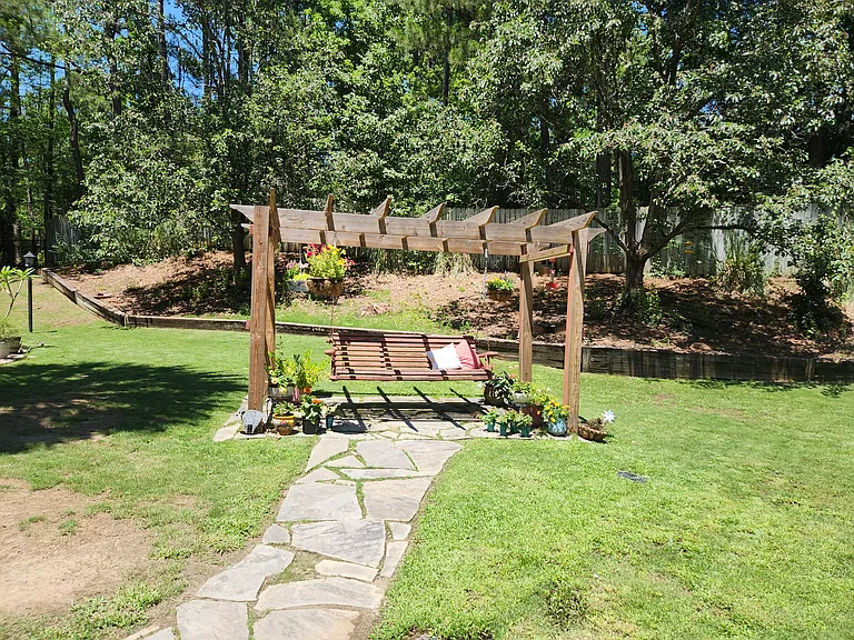 1529 Millington Rd — Photo 27