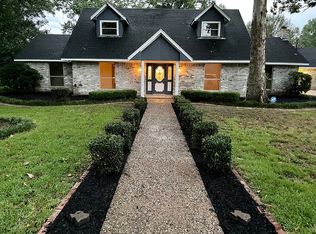 350 Lake Pool Rd, Shepherd, TX 77371