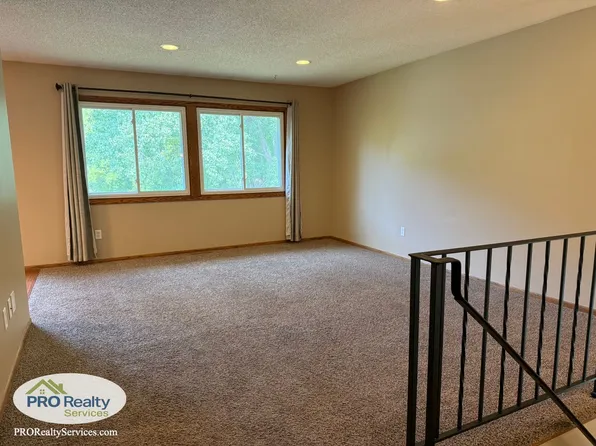 13350 Timber Crest Dr N, Maple Grove, MN 55311