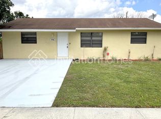 7441 Douglas St, Hollywood, FL 33024