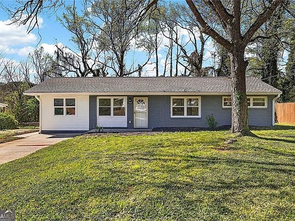 2nd image of 3045 Lindon Ln