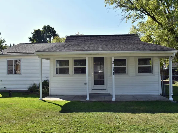 3511 Memoir Dr, Lakeport, MI 48059