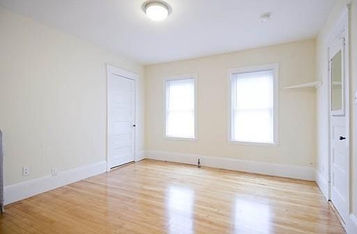 2nd image of 161 Parsons St #2