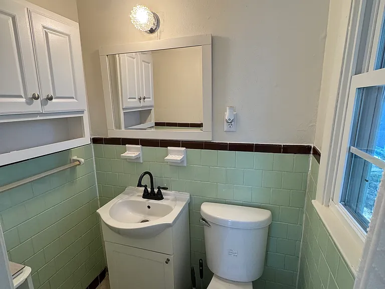 20 Lenora Dr — Photo 16