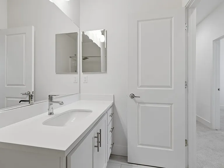 1580 Wright Ave — Photo 13