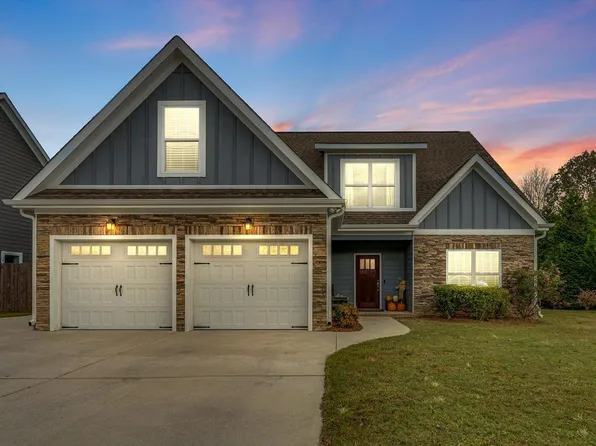 2879 Waterhaven Dr, Chattanooga, TN 37406