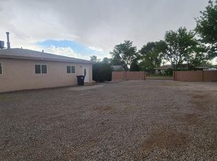4920 Cerritos Ave, Los Lunas, NM 87031