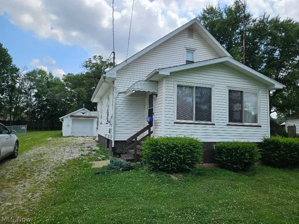 14960 Elmside St NE, Alliance, OH 44601