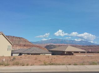 1679 E Sandhill Dr, Washington, UT 84780