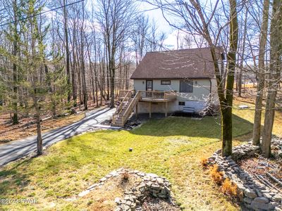 1019 Maplewood Dr, Newfoundland, PA, 18445
