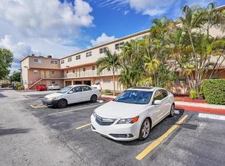 1201 SW 42nd Ave APT 208, Miami, FL 33134