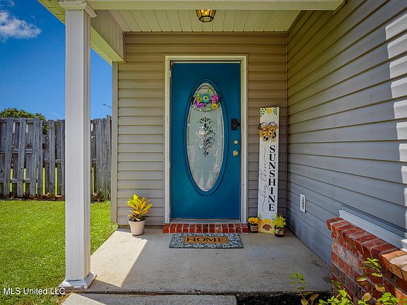 5th image of 18301 Tiffany Renee Dr