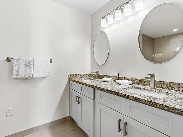 5035 Harmony Cir #1 — Photo 7