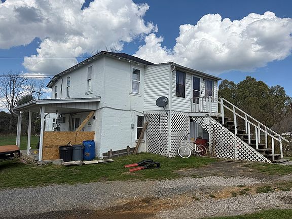2nd image of 129 Newbern Rd