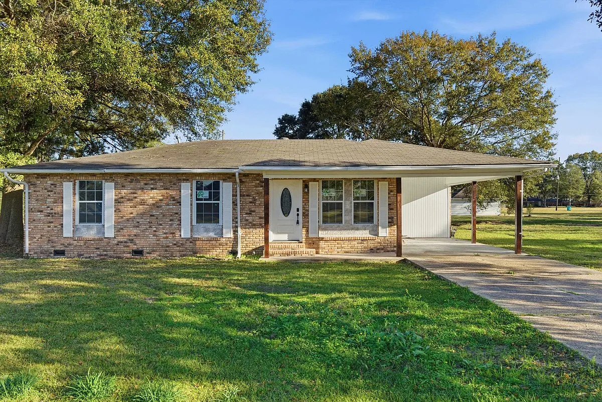 Building Photo - 452 Scenic Dr
