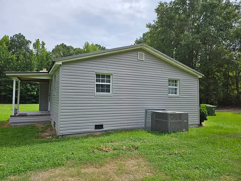6243 Cabin Creek Rd — Photo 2