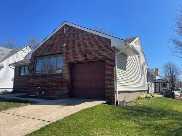 664 9th Street image 1 of 34