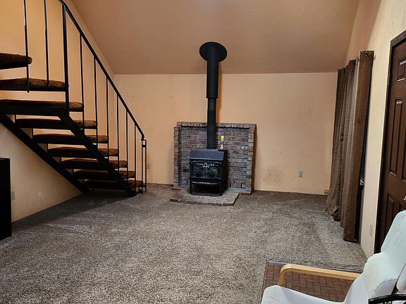 5th image of 3431 NW Lowell St