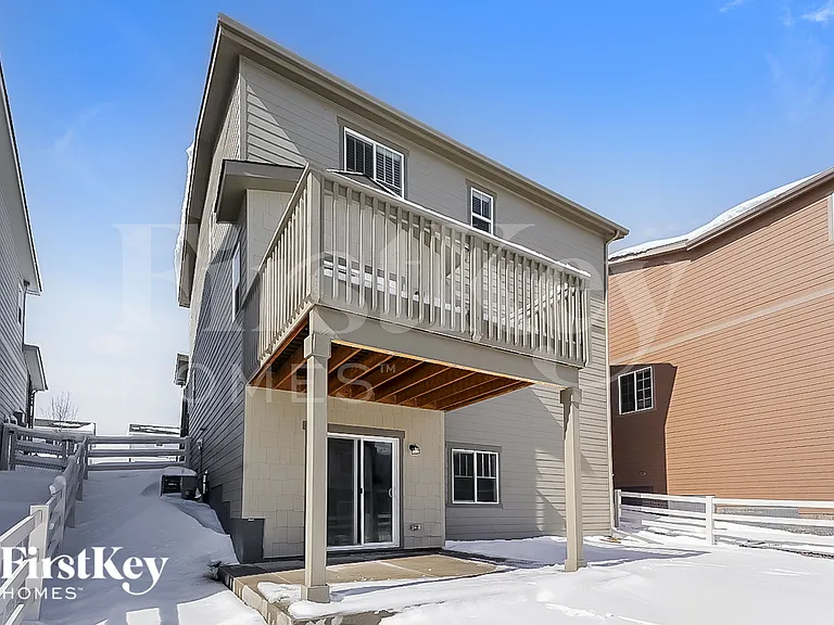 1902 Villageview Ln — Photo 18