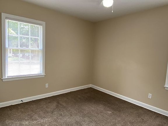 3rd image of 3482 Dunn Ave
