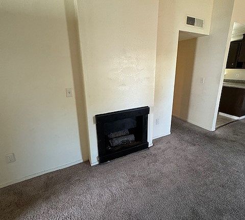 3rd image of 2926-2930 Cushing Ct