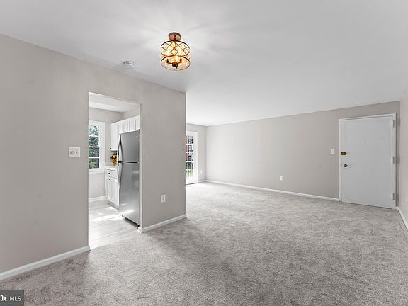 4th image of 9475 Fairfax Blvd APT 202