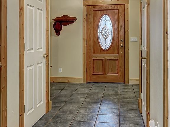 3rd image of 34222 Bridge View Dr NE