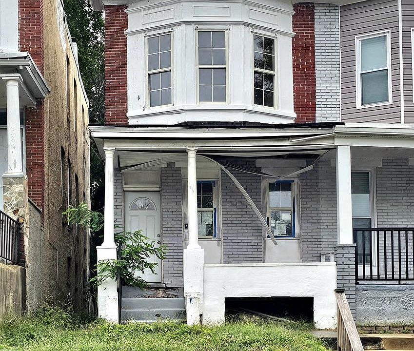 1st image of 2425 Denison St