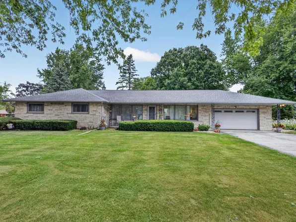 N84W12876 Ronald DRIVE, Menomonee Falls, WI 53051