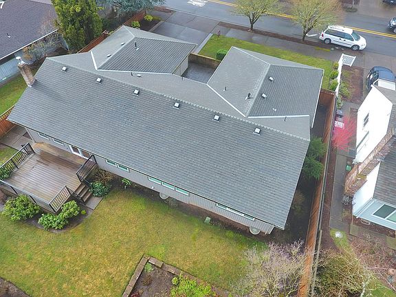 4th image of 2562 Pimlico Dr