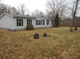 1340 W 2nd St, Clinton, IN 47842