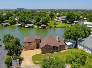336 Park Ln, Sunrise Beach, TX 78643