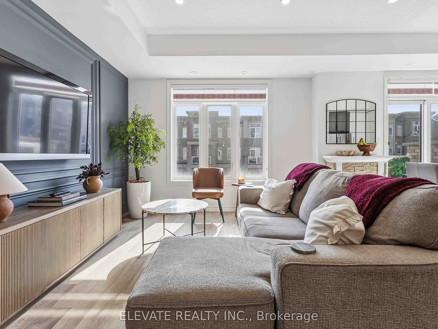 3 bed, $2,750 — Photo 1
