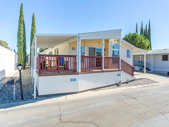 2nd image of 152 Casa Grande Dr #152