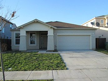 2nd image of 2169 Chapman Oak Dr