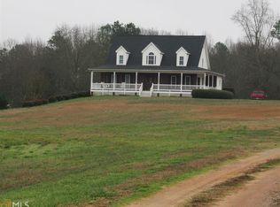 1362 W East King Rd, Commerce, GA 30530