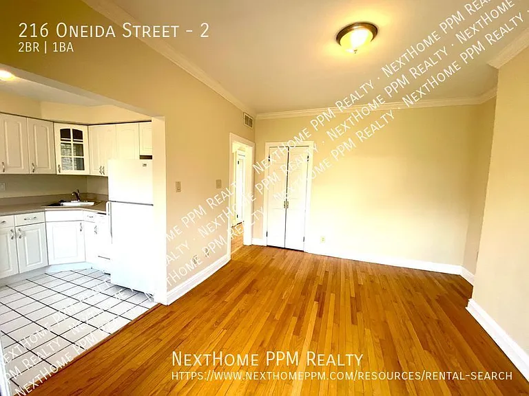 216 Oneida St #2 — Photo 23