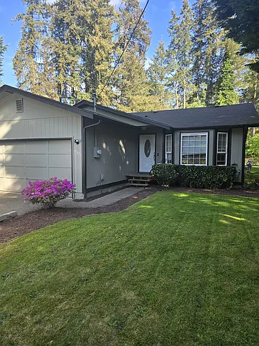 17425 Heather Ln SE Photo 1