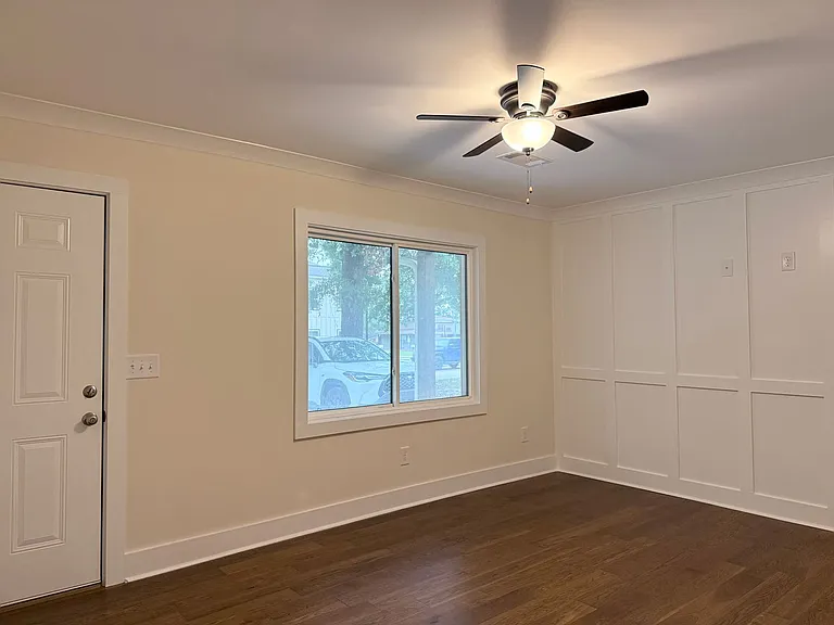 358 W Drake Ave — Photo 7