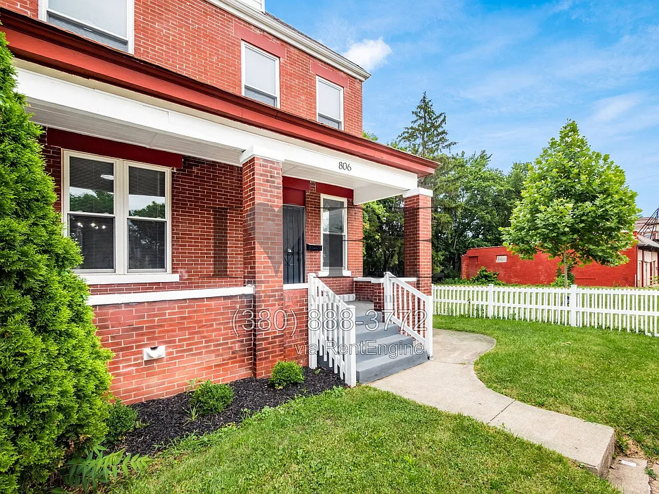 806 Sullivant Ave