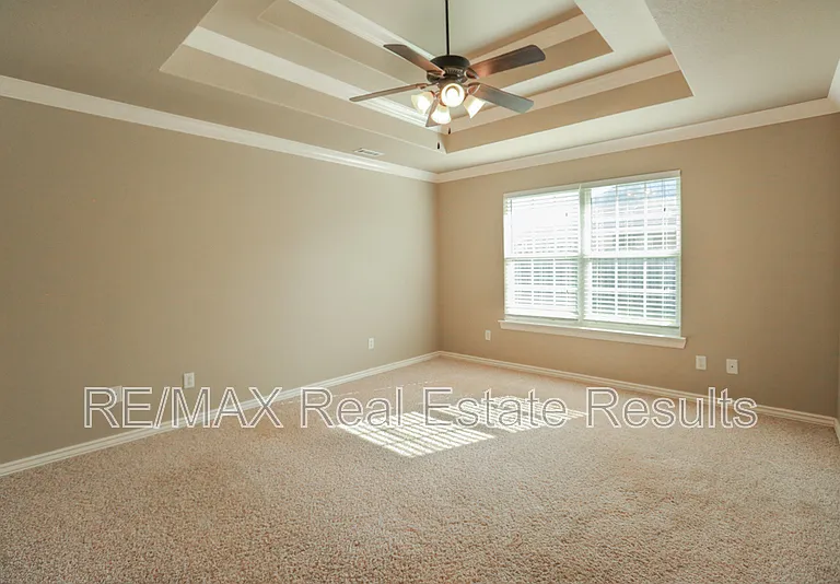 6303 S 37th St — Photo 19