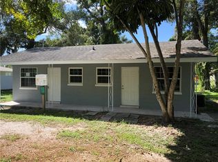 928 25th St W, Bradenton, FL 34205