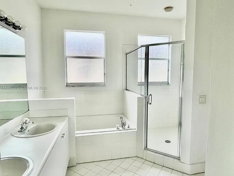 12842 SW 135th St #12842 — Photo 7